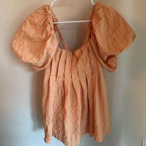 NWT puff sleeve blouse